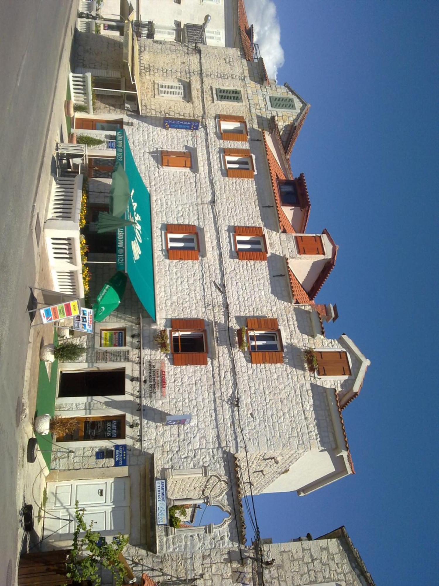 Apartments Feral Trogir Eksteriør bilde