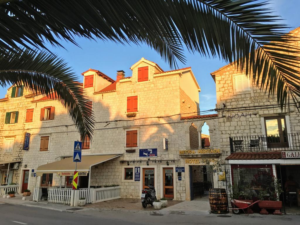 Apartments Feral Trogir Eksteriør bilde